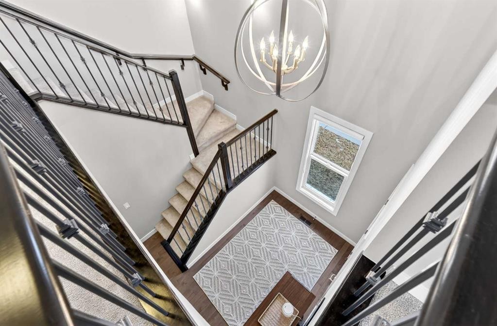 9 Legacy Lane Se, Calgary, AB - Indoor Photo Showing Other Room