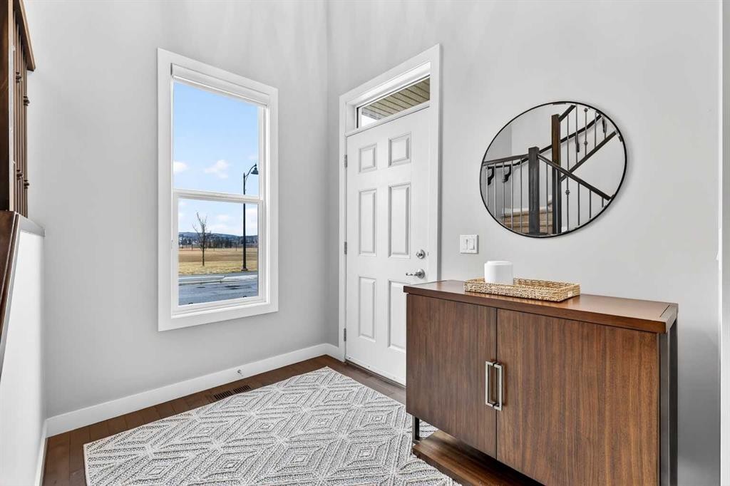 9 Legacy Lane Se, Calgary, AB - Indoor