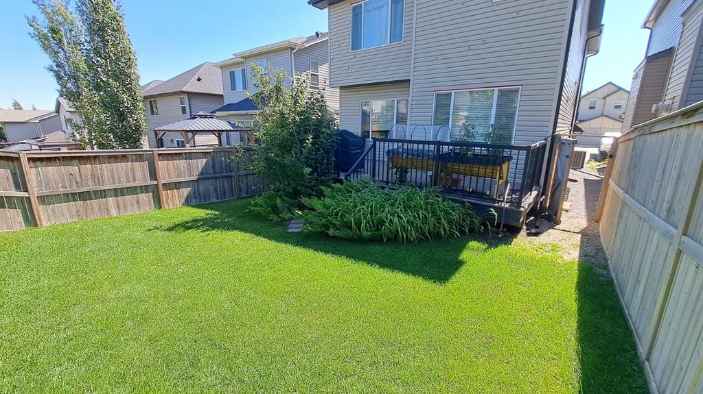 66 Sage Valley Manor Nw, Calgary, AB - Outdoor