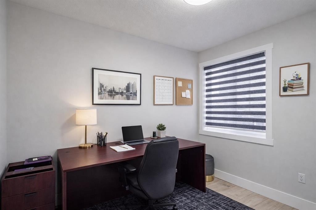 132 Belvedere Drive Se, Calgary, AB - Indoor Photo Showing Office