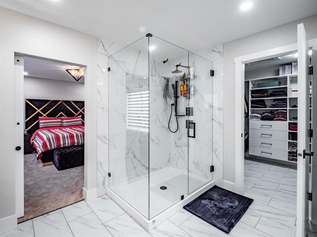 132 Belvedere Drive Se, Calgary, AB - Indoor