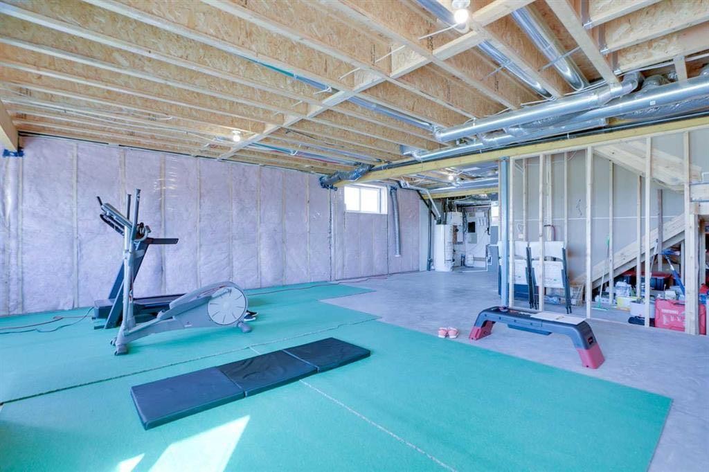 132 Belvedere Drive Se, Calgary, AB - Indoor