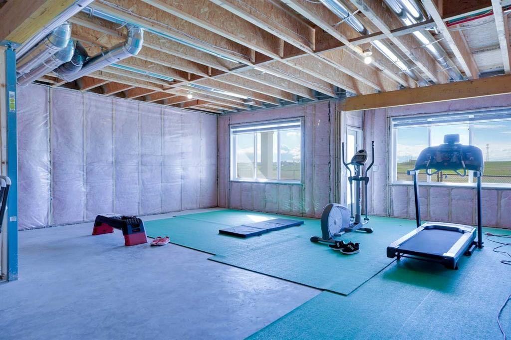 132 Belvedere Drive Se, Calgary, AB - Indoor Photo Showing Other Room