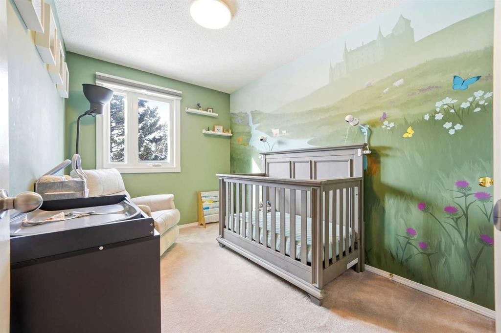 773 Kingsmere Crescent Sw, Calgary, AB - Indoor Photo Showing Bedroom