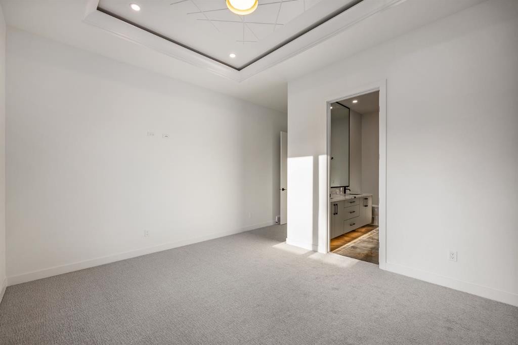 52 Lakes Estates Circle, Strathmore, AB - Indoor Photo Showing Other Room