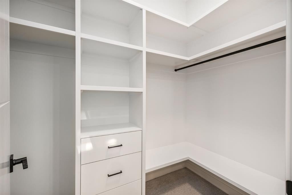 52 Lakes Estates Circle, Strathmore, AB - Indoor With Storage