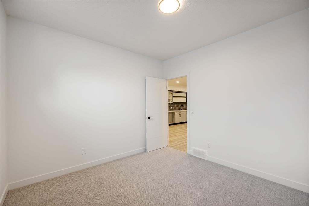 52 Lakes Estates Circle, Strathmore, AB - Indoor Photo Showing Other Room