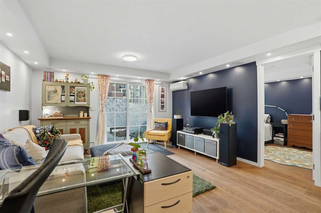 1117-99 Copperstone Park Se, Calgary, AB - Indoor With Fireplace