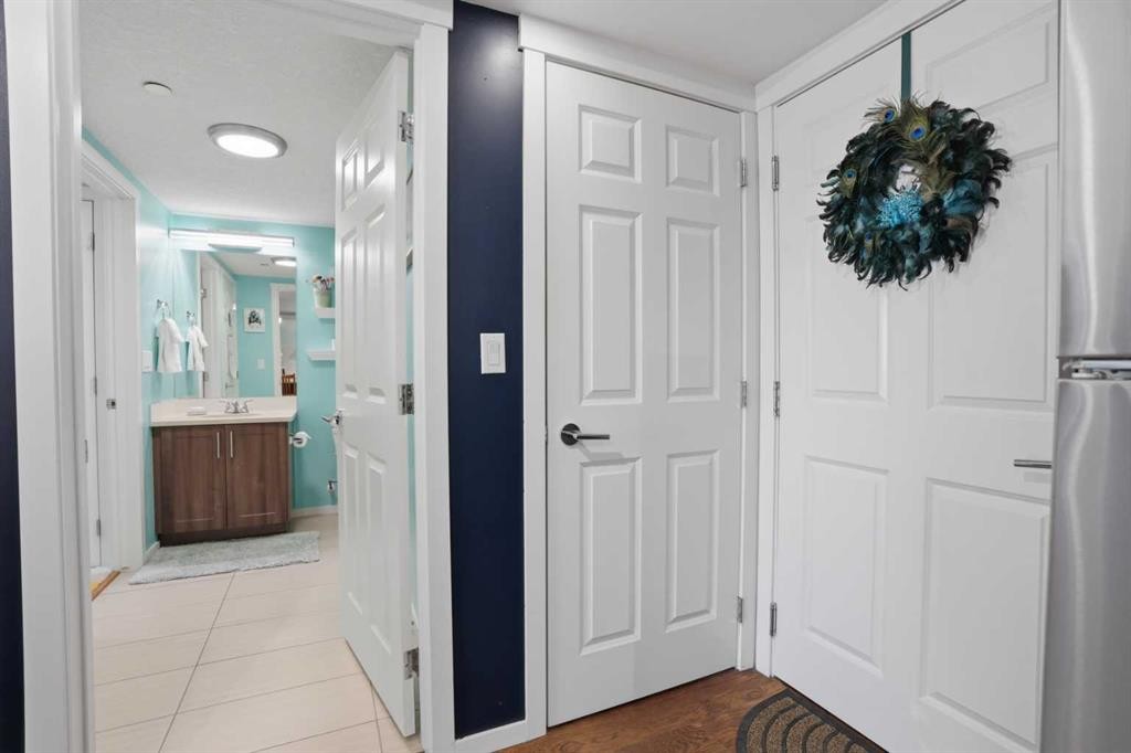 1117-99 Copperstone Park Se, Calgary, AB - Indoor Photo Showing Other Room