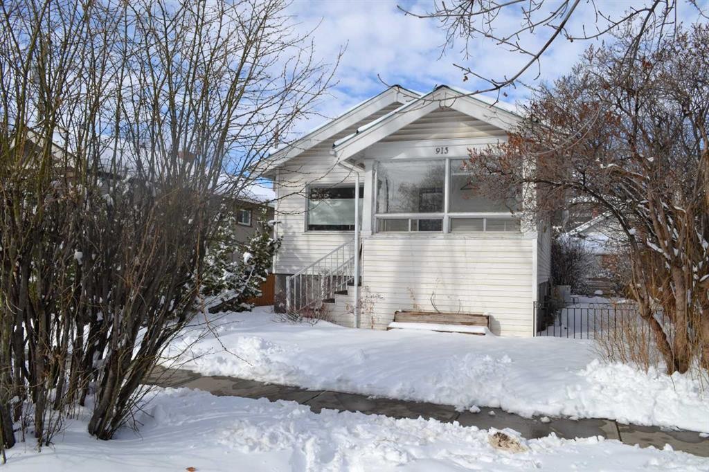 915 1 Street Nw, Calgary, AB - Outdoor