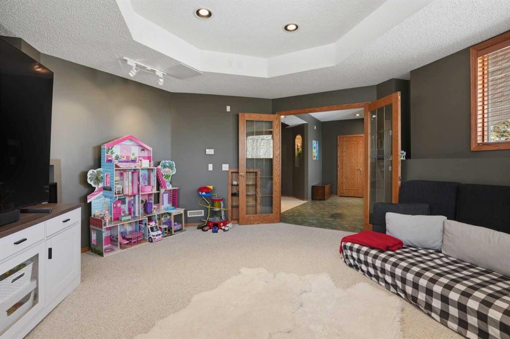 131 Edgebrook Circle Nw, Calgary, AB - Indoor