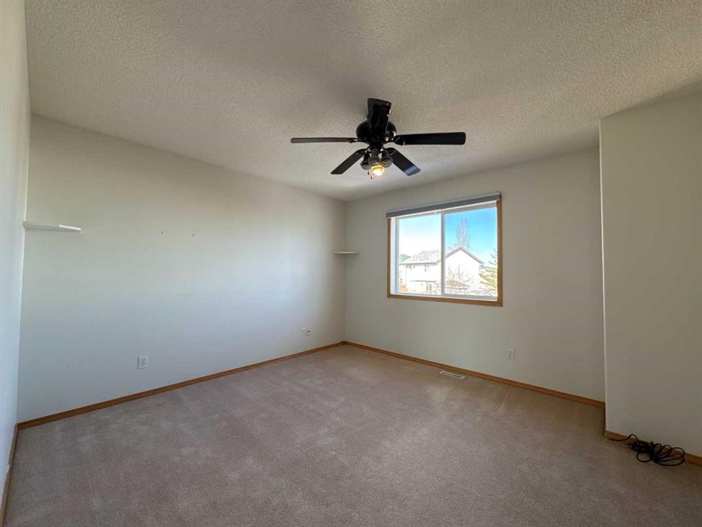 244 Los Alamos Place Ne, Calgary, AB - Indoor Photo Showing Other Room