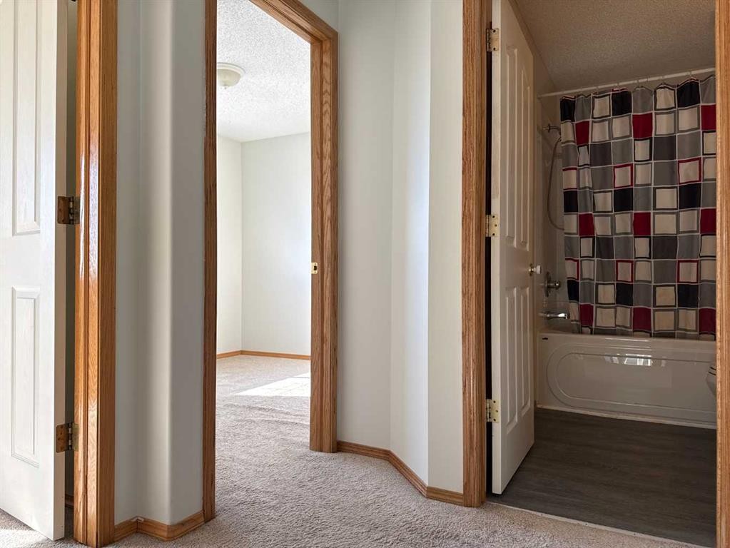 244 Los Alamos Place Ne, Calgary, AB - Indoor Photo Showing Other Room
