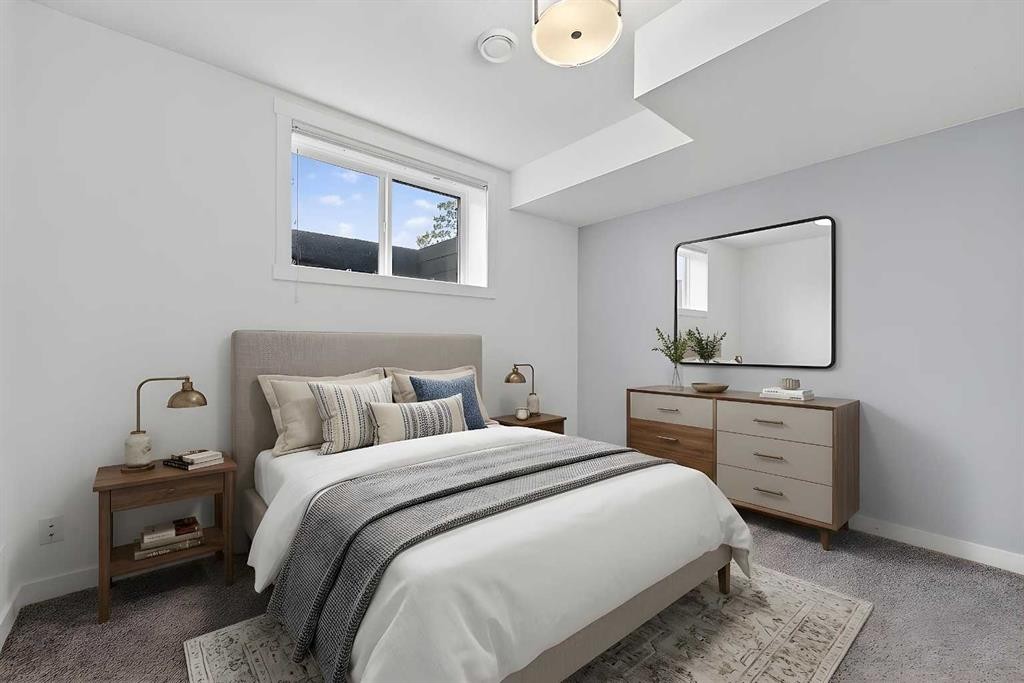 935 Regal Crescent Ne, Calgary, AB - Indoor Photo Showing Bedroom