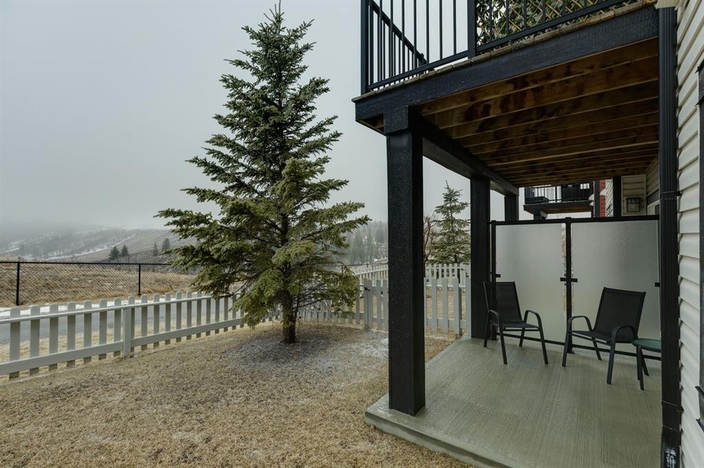 1502 Jumping Pound Common, Cochrane, AB - Outdoor