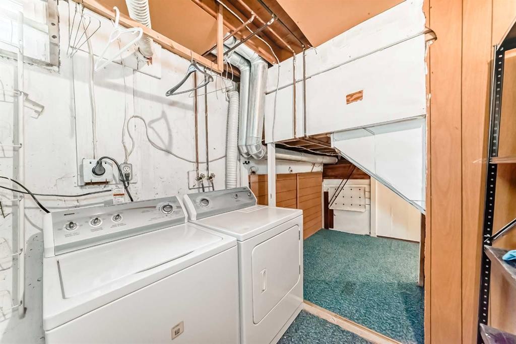 130 Pinemeadow Road Ne, Calgary, AB - Indoor Photo Showing Laundry Room