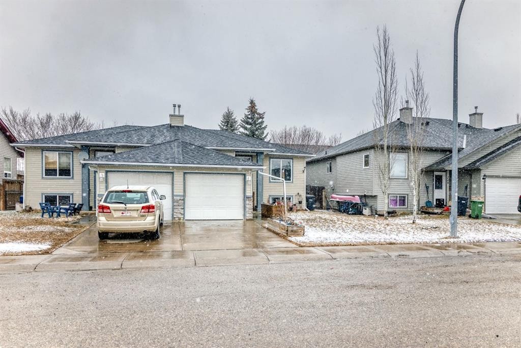 213 Hillvale Crescent, Strathmore, AB - Outdoor