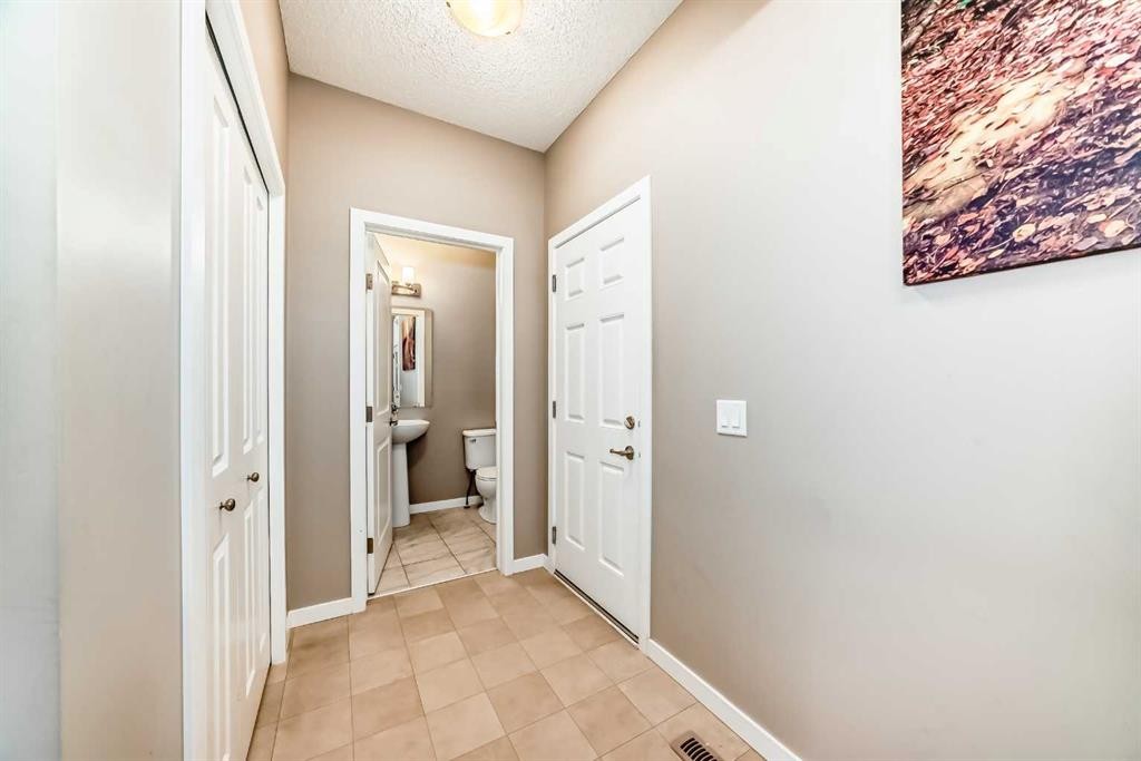 144 Auburn Glen Close Se, Calgary, AB - Indoor Photo Showing Other Room