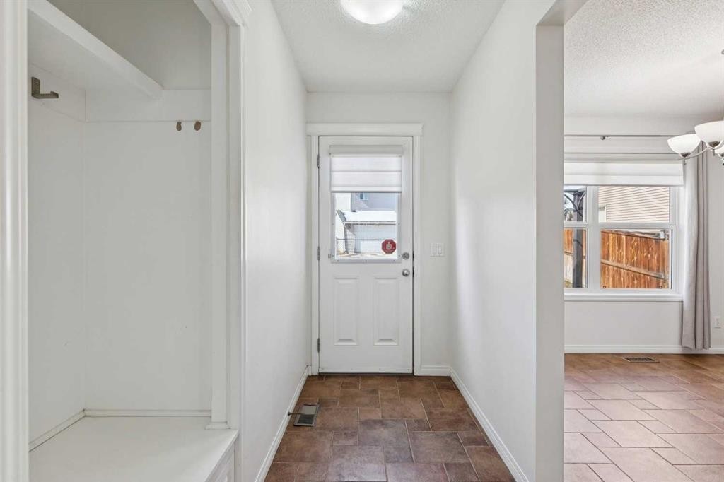 200 Silverado Drive Sw, Calgary, AB - Indoor Photo Showing Other Room
