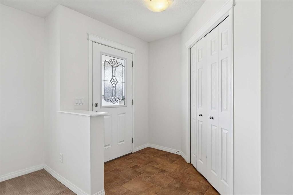 200 Silverado Drive Sw, Calgary, AB - Indoor Photo Showing Other Room
