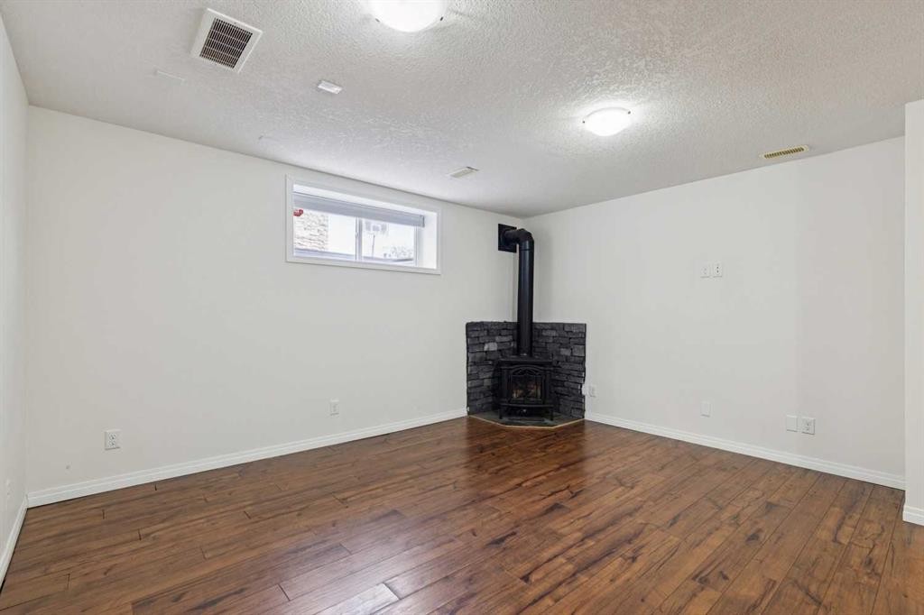 200 Silverado Drive Sw, Calgary, AB - Indoor