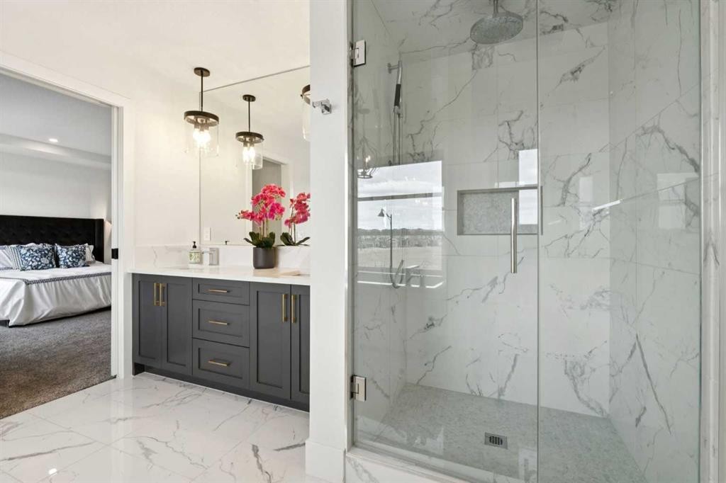 143 Aspen Summit Boulevard Sw, Calgary, AB - Indoor Photo Showing Bathroom