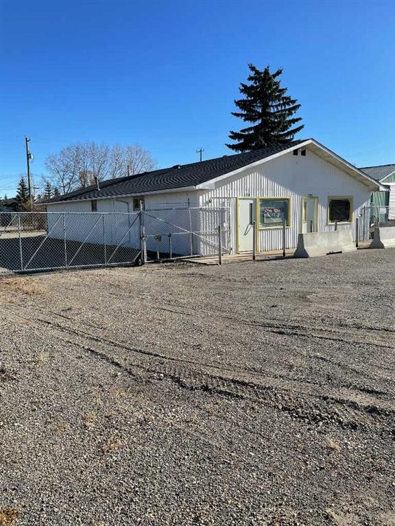 228 Centre Street Ne, Langdon, AB