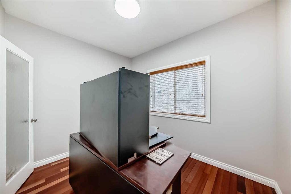 87 Sherwood Circle Nw, Calgary, AB - Indoor