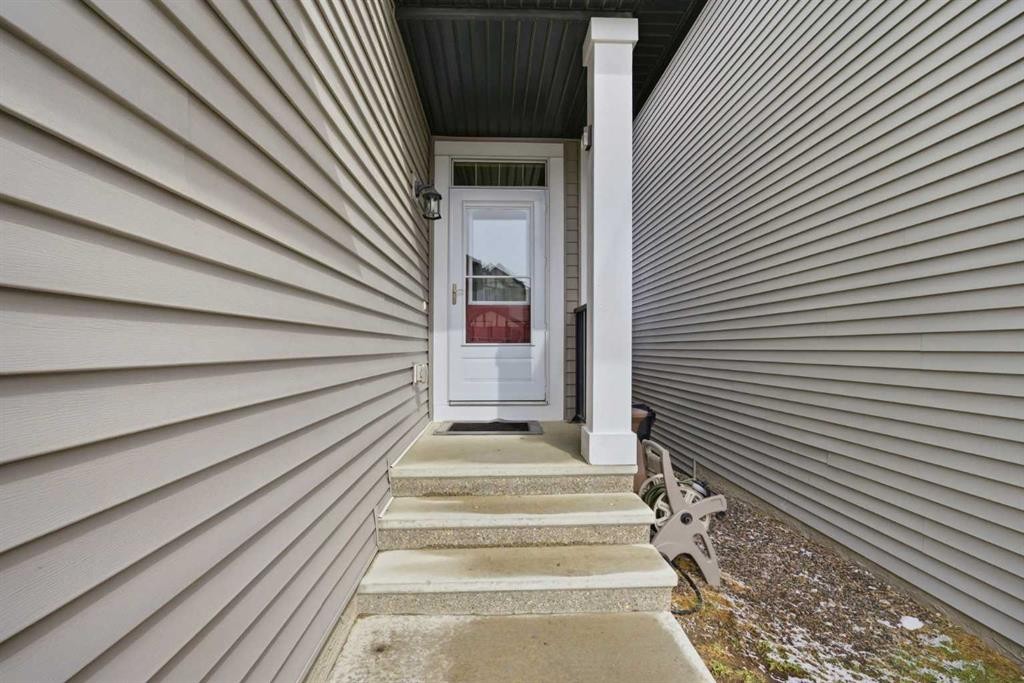 76 Nolancrest Green Nw, Calgary, AB - Outdoor