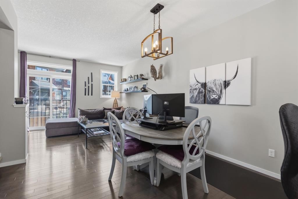 412 Ascot Circle Sw, Calgary, AB - Indoor