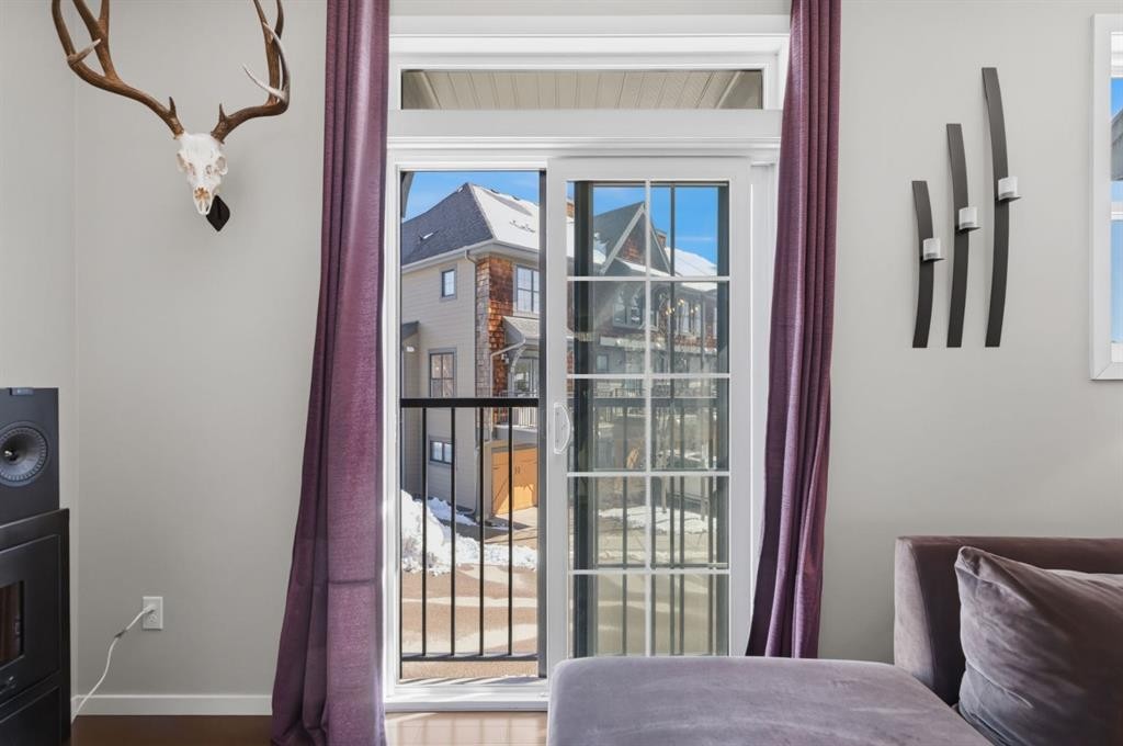 412 Ascot Circle Sw, Calgary, AB -