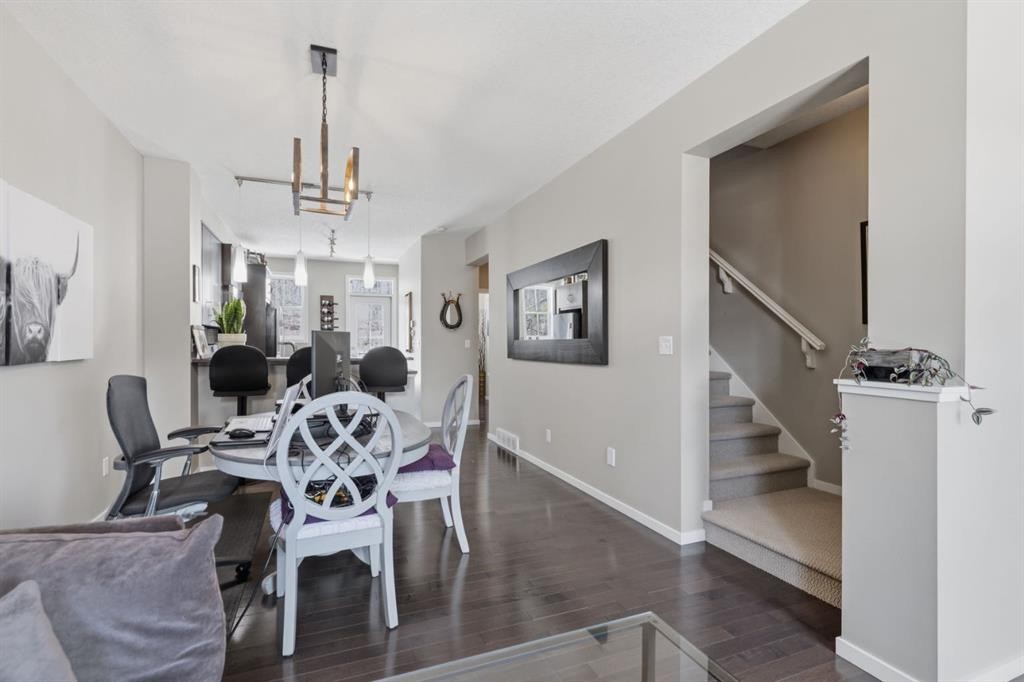 412 Ascot Circle Sw, Calgary, AB - Indoor