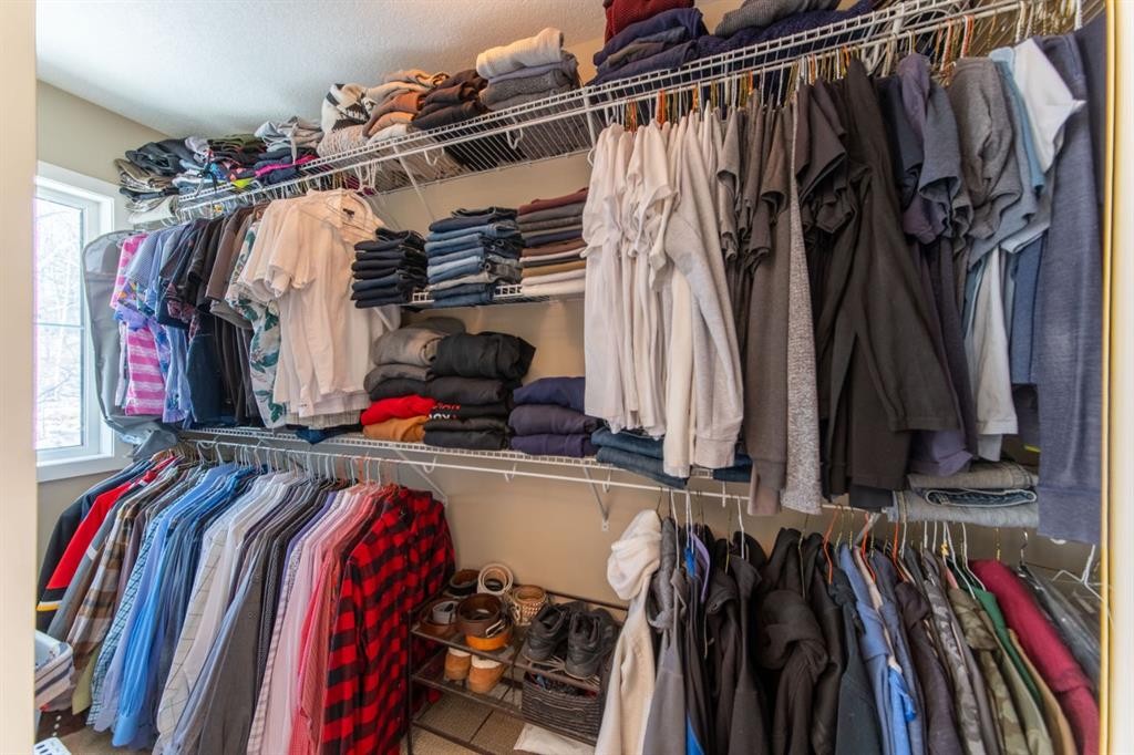 412 Ascot Circle Sw, Calgary, AB - Indoor With Storage