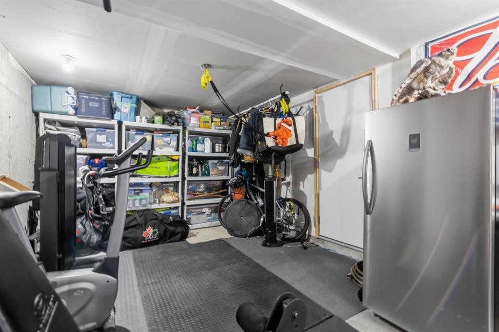 412 Ascot Circle Sw, Calgary, AB - Indoor