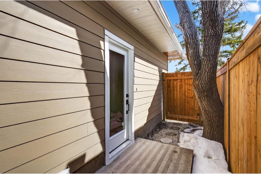 10619 Mapleglen Crescent Se, Calgary, AB - Outdoor With Exterior