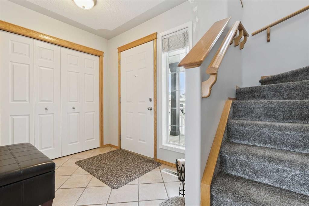 115 Cove Crescent, Chestermere, AB - Indoor Photo Showing Other Room