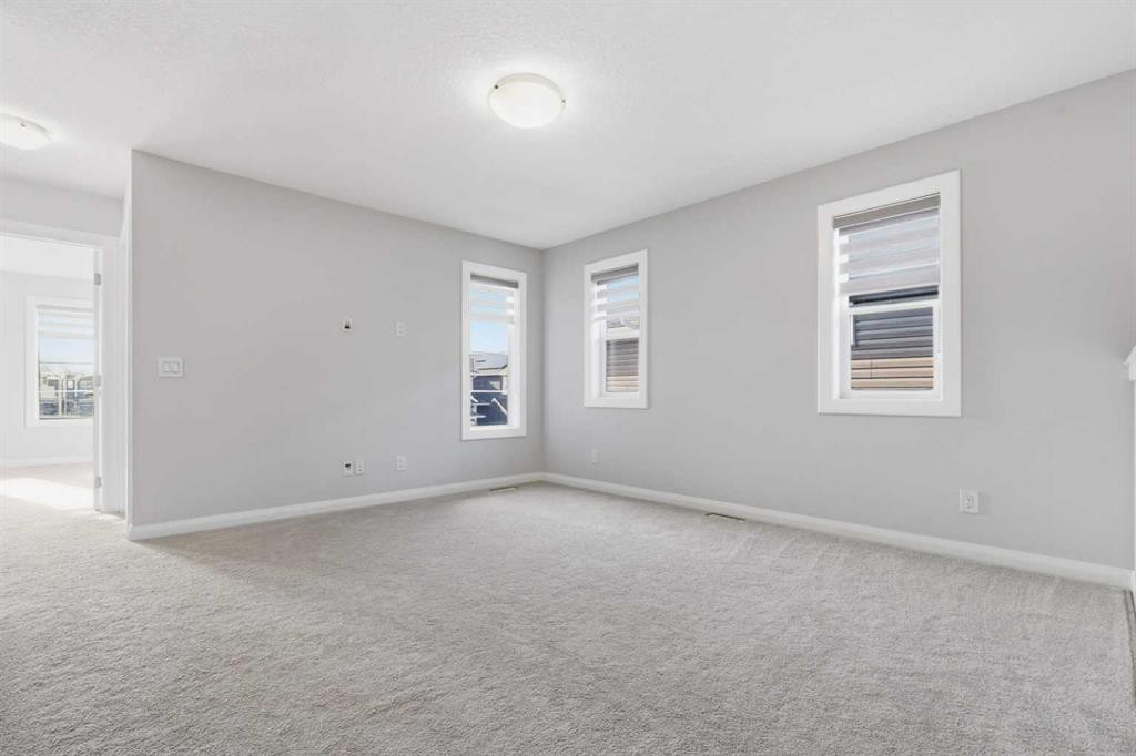 32 Red Embers Square Ne, Calgary, AB - Indoor Photo Showing Other Room