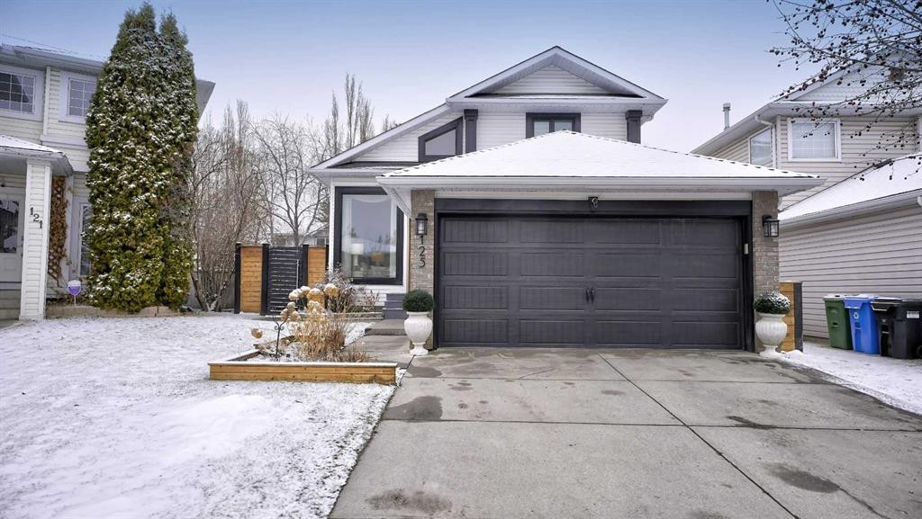125 Riverview Place Se, Calgary, AB - Outdoor