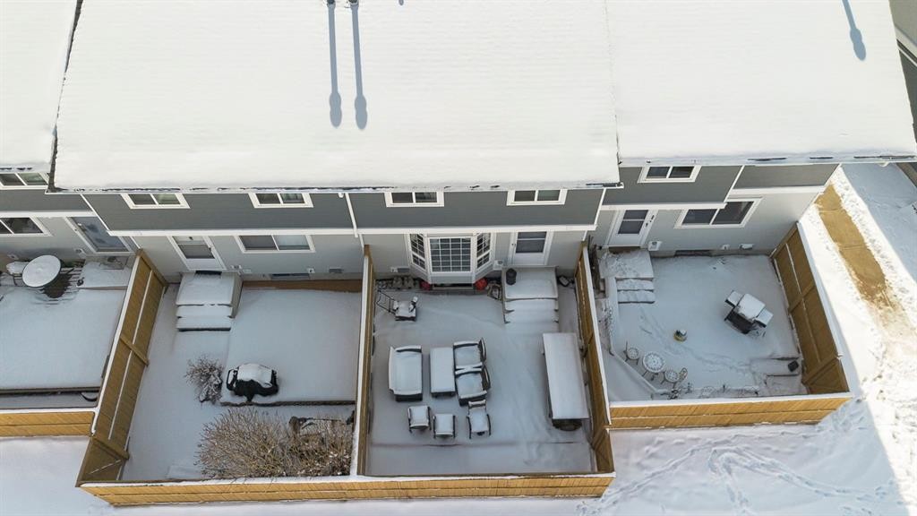 89 Bermuda Lane Nw, Calgary, AB - Outdoor