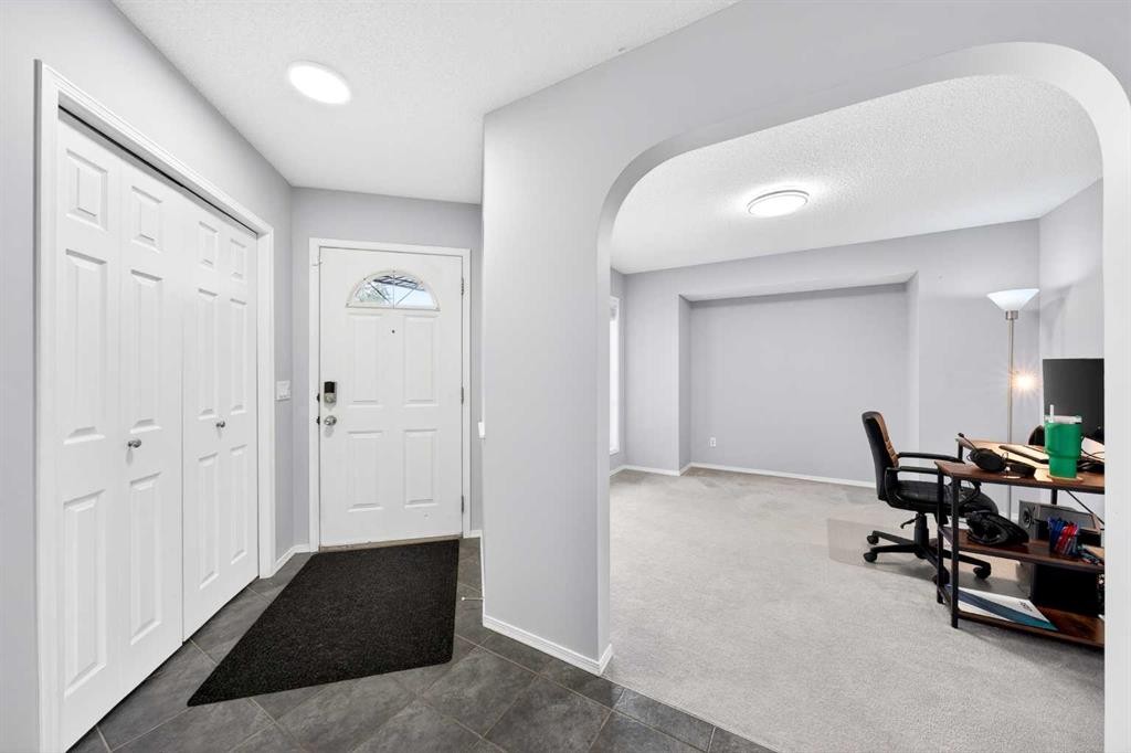 60 Citadel Ridge Close Nw, Calgary, AB - Indoor