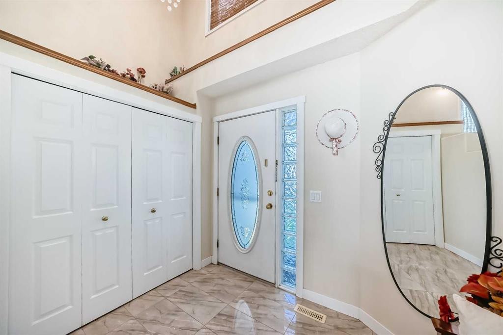 41 Covette Bay Ne, Calgary, AB - Indoor Photo Showing Other Room