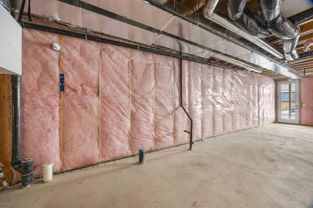 507 Lucas Boulevard Nw, Calgary, AB - Indoor Photo Showing Basement