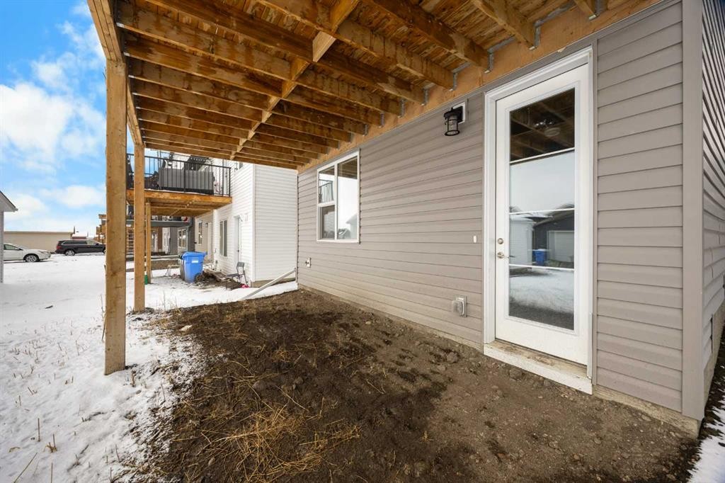 507 Lucas Boulevard Nw, Calgary, AB - Outdoor With Exterior