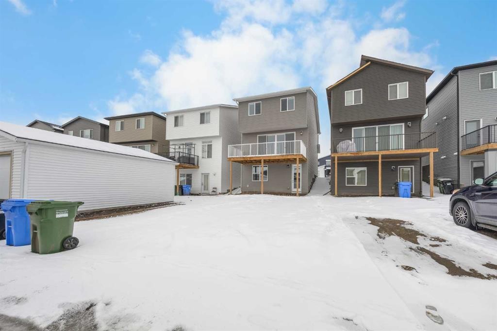 507 Lucas Boulevard Nw, Calgary, AB - Outdoor