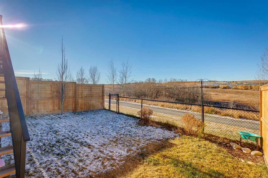 57 Crestridge Bay Sw, Calgary, AB - Outdoor