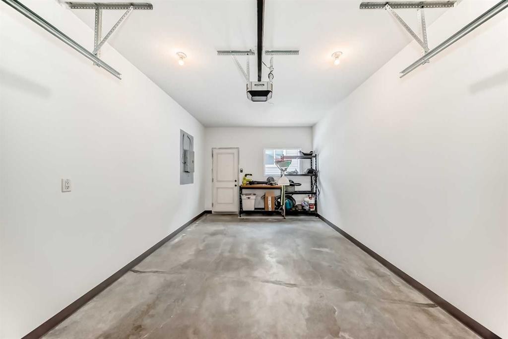 146 Highview Gate Se, Airdrie, AB - Indoor