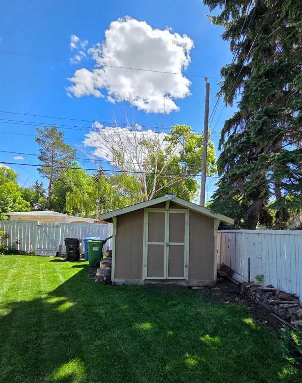 928 18A Street Ne, Calgary, AB