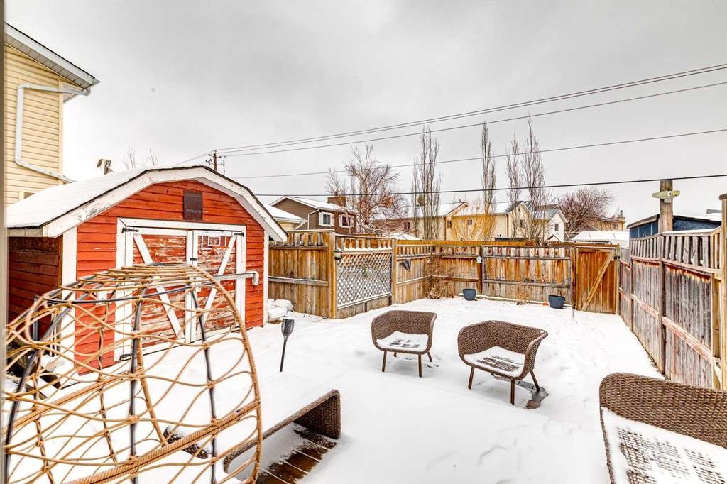 60 Erin Meadow Way Se, Calgary, AB - Outdoor With Exterior