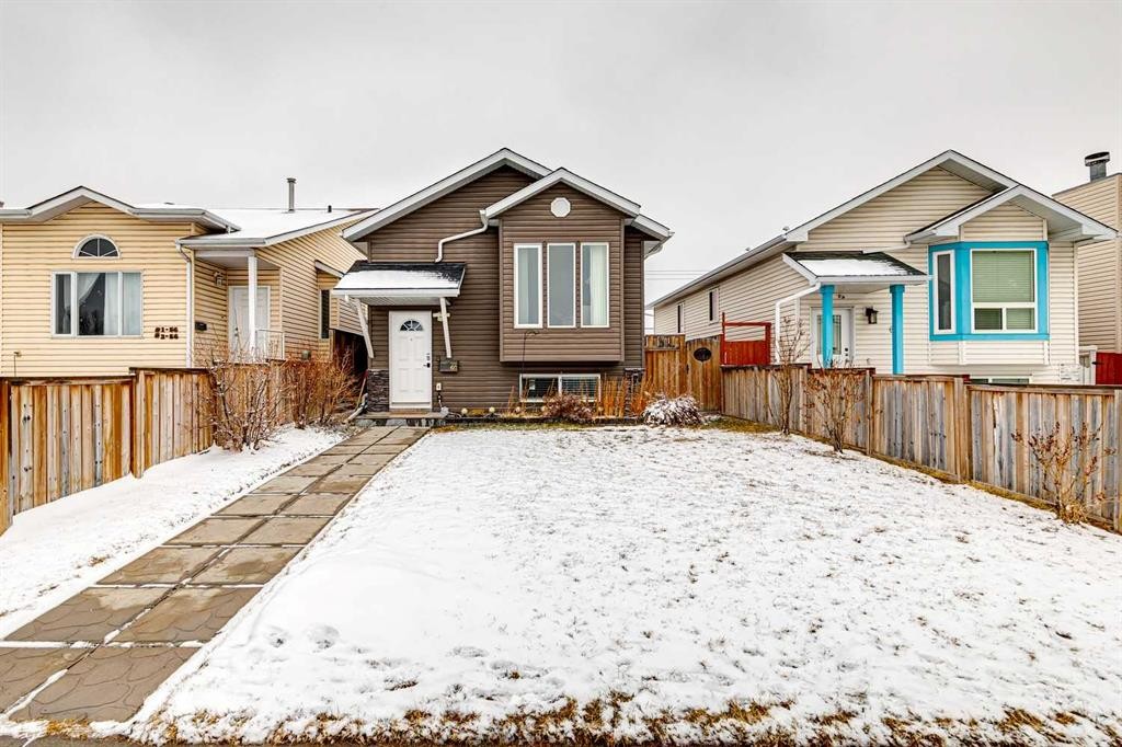 60 Erin Meadow Way Se, Calgary, AB - Outdoor