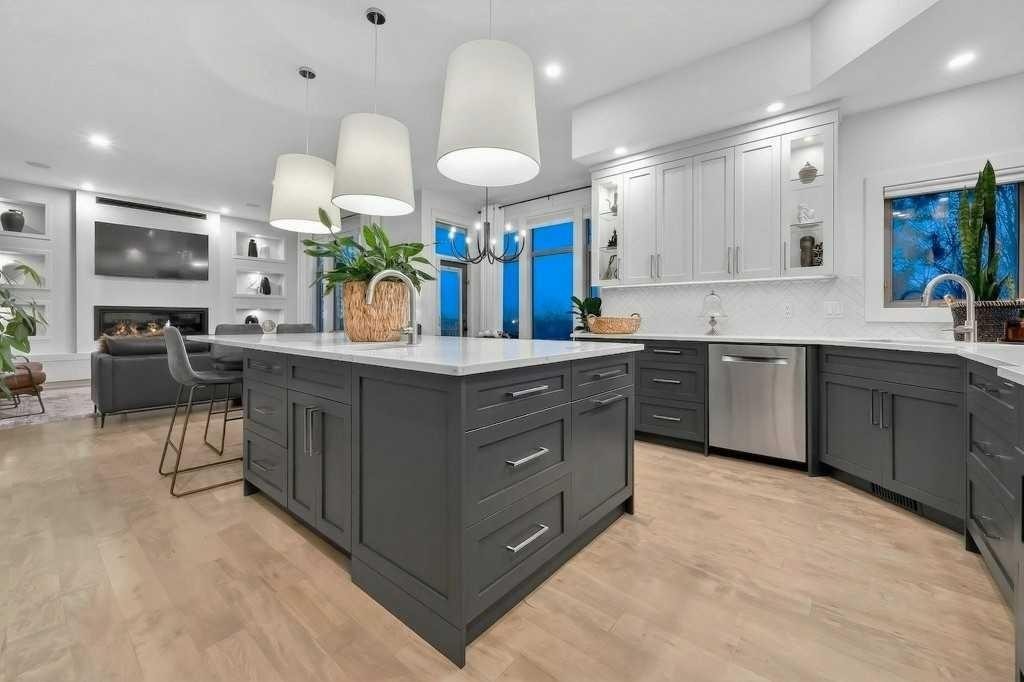 55 Cougar Plateau Circle Sw, Calgary, AB - Indoor Photo Showing Kitchen With Upgraded Kitchen